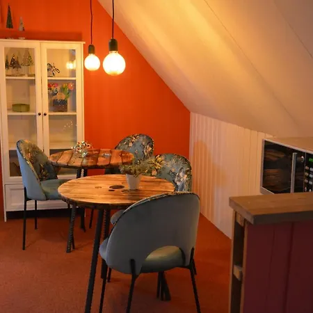 Kirkely Bed and Breakfast *