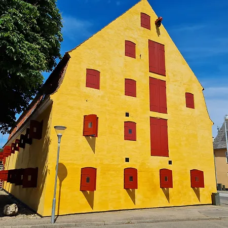 Kirkely Bed and Breakfast *