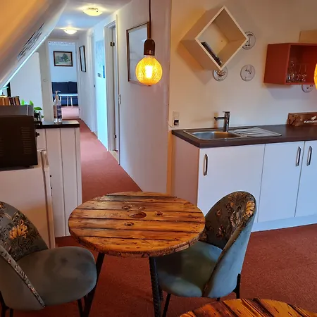 Kirkely Frühstückspension *