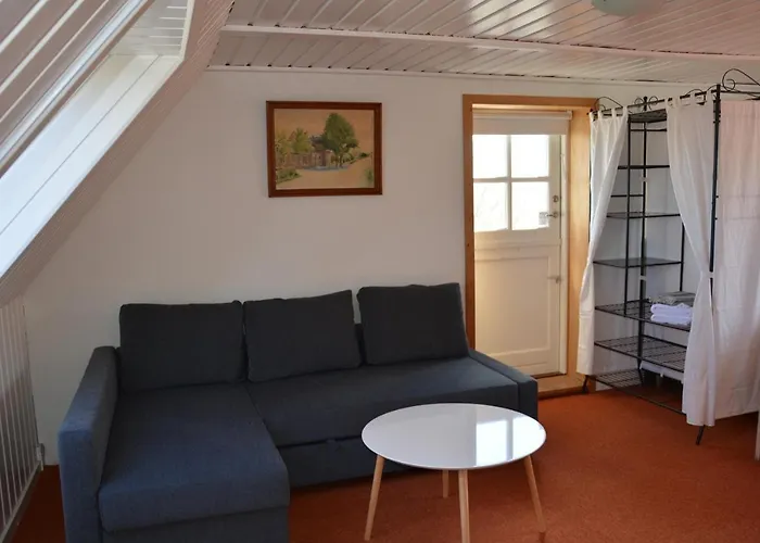 Kirkely * Vester Ulslev