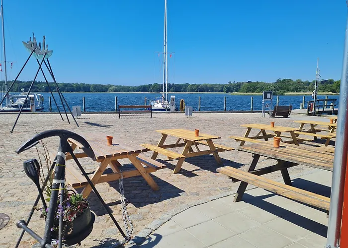 Kirkely Vester Ulslev